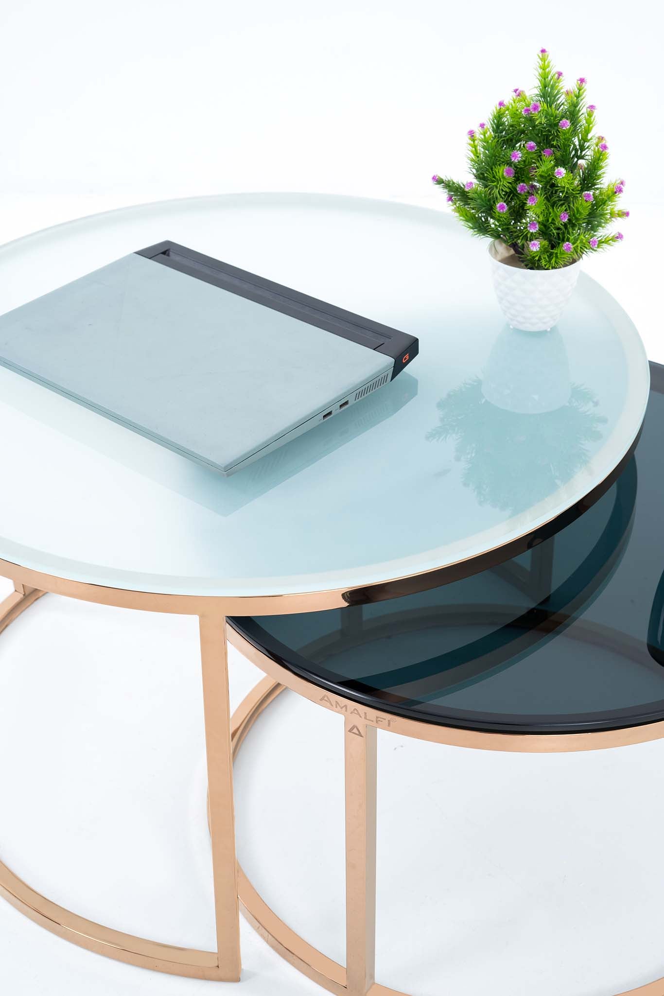 Round Side Table for Living Room Modern Minimalist Style Furniture