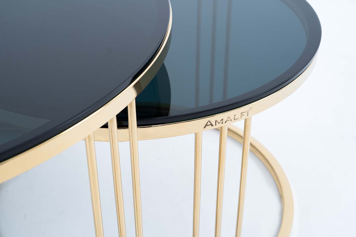 Round Side Table for Living Room Modern Minimalist Style Furniture